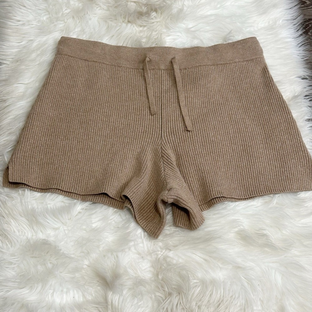 Abercrombie & Fitch Tan Ribbed Knit Shorts Minimalist Lounge‎ Coastal Size Large